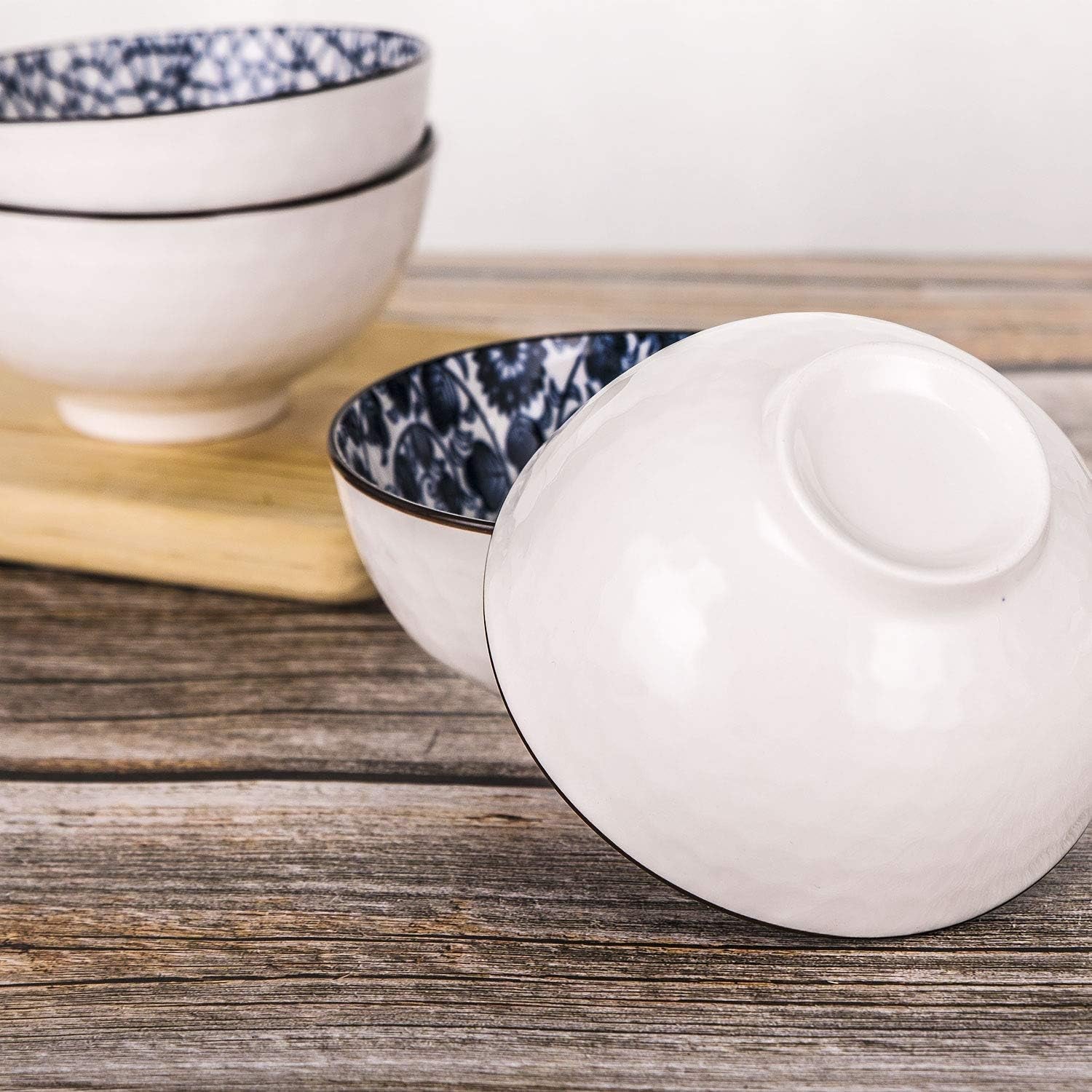 Set of 4 Japanese Style Ceramic Rice Bowl with Gift Box,Blue and White Pattern Bowls Set,Underglazed Dinnerware, for Dessert Snack Cereal Soup Portion Control Bowl
