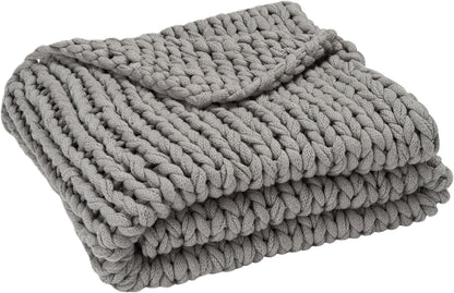 SAFAVIEH Home Collection Adalina Grey Knit Cotton 50 X 60-Inch Sofa Chaise Lounge Club Chair Living Room Bedroom Decorative Throw Blanket